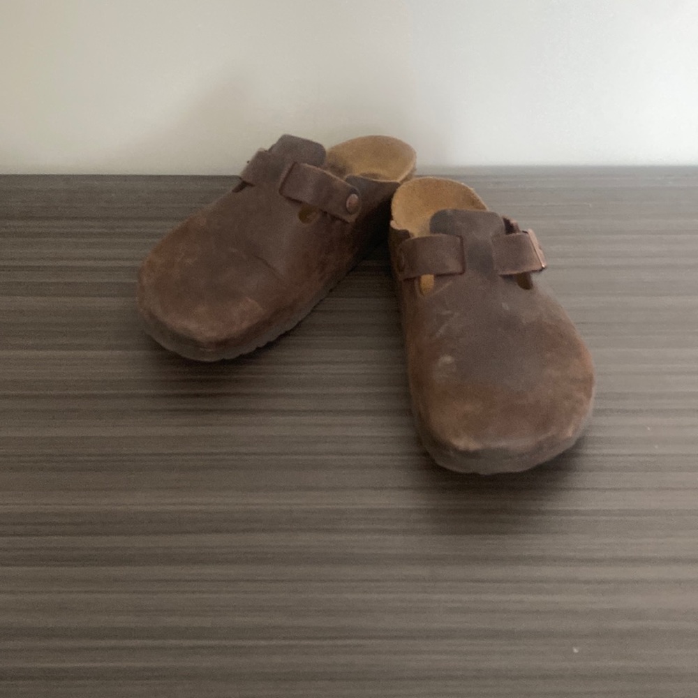 Birkenstock oiled leather clogs